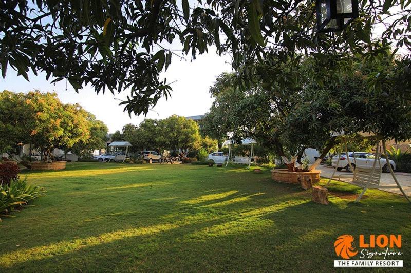 Lion Signature Family Resort Sasan Gir Εξωτερικό φωτογραφία