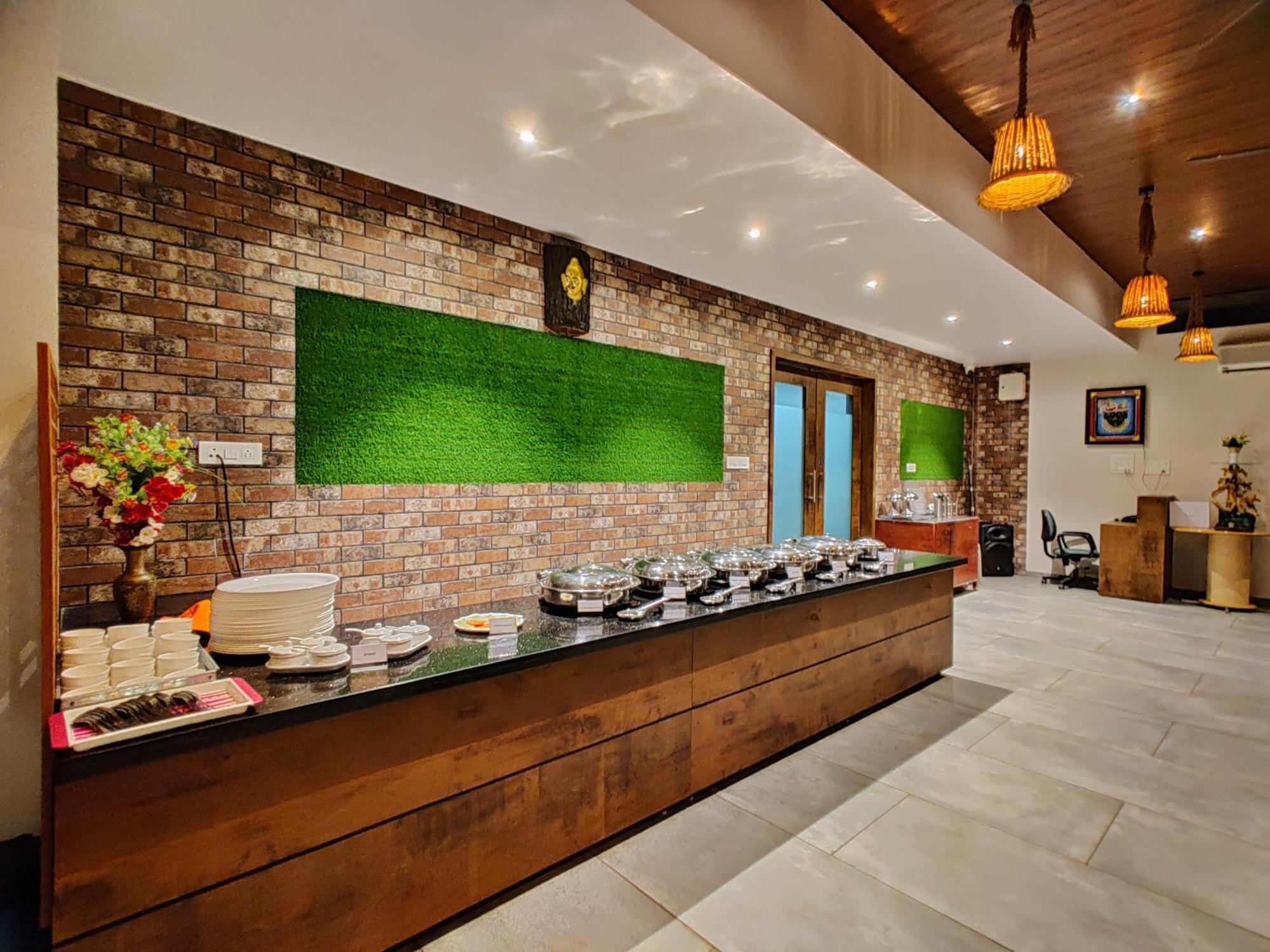 Lion Signature Family Resort Sasan Gir Εξωτερικό φωτογραφία