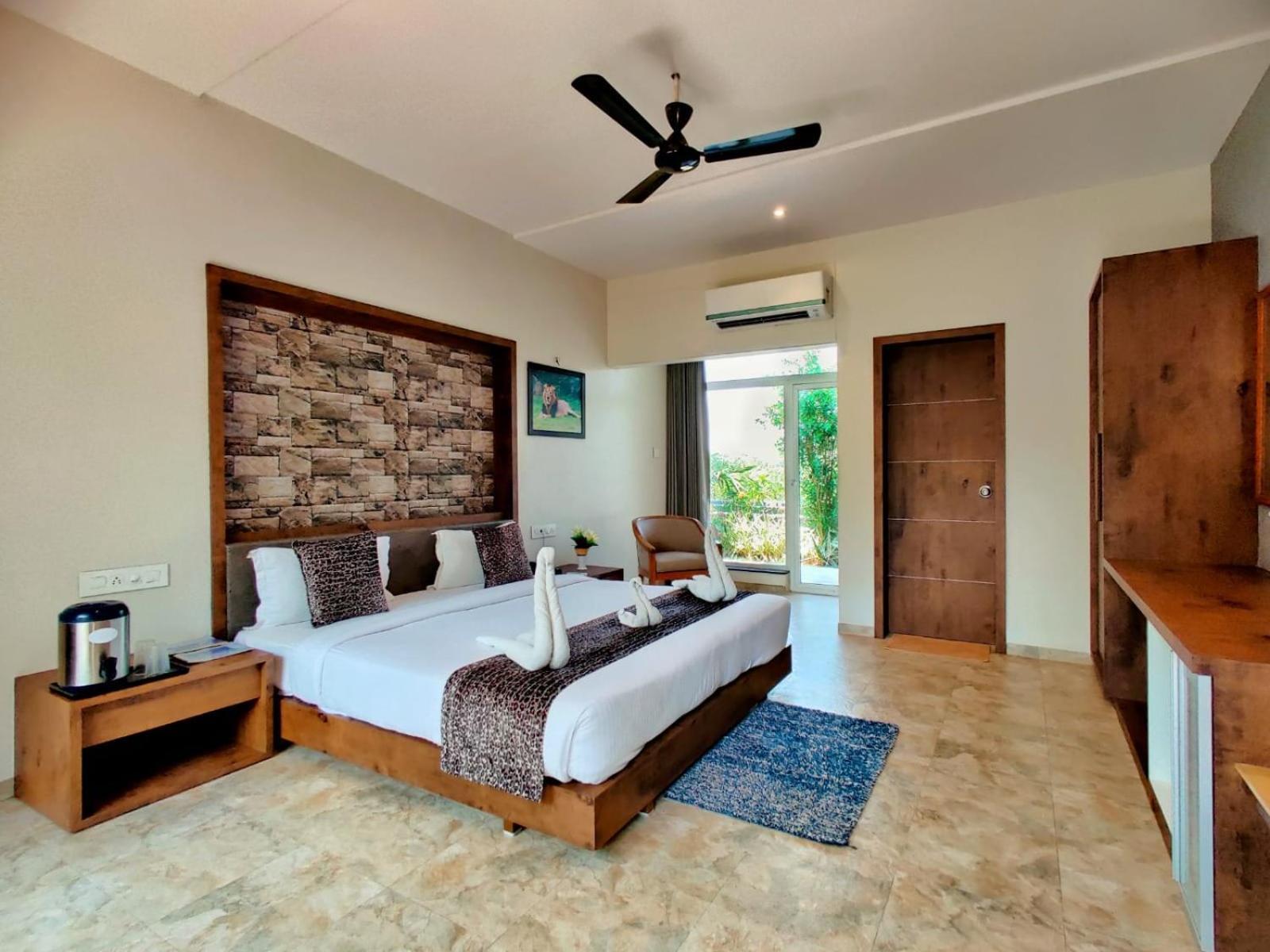 Lion Signature Family Resort Sasan Gir Εξωτερικό φωτογραφία